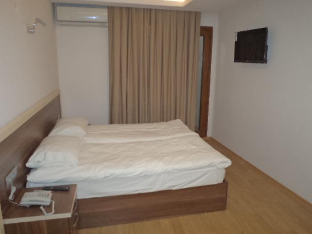 Merkez Hotel *